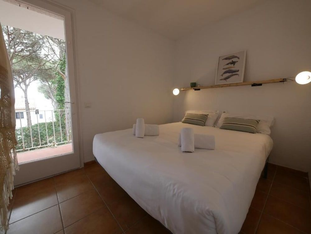 Apartamentos CASA MAREA Calella Palafrugell con Parking 2