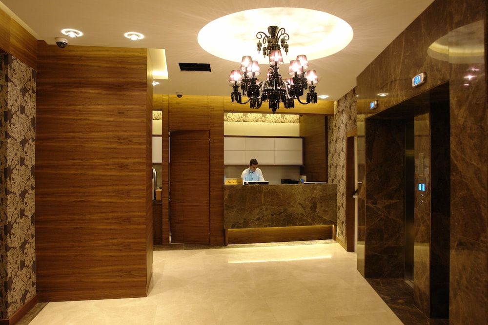 Le Mirage Hotel 2