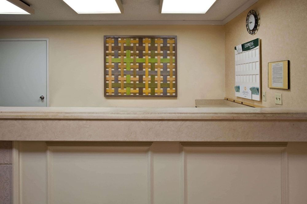 La Quinta by Wyndham Tampa Fairgrounds - Casino 2