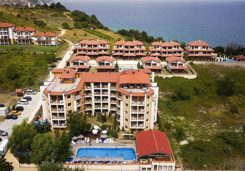 Vemara club 1