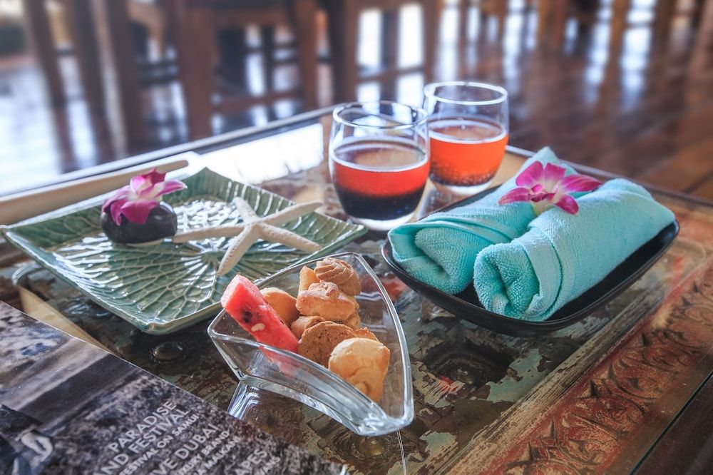 Beyond The Blue Horizon Boutique Bungalows 2