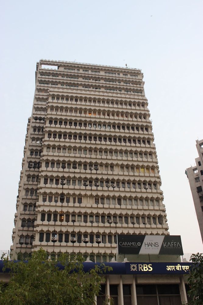 Hotel The Hans - Connaught Place, New Delhi 1