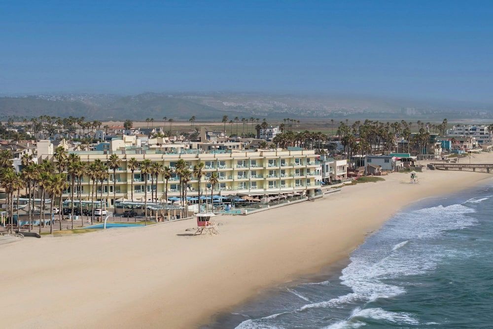Pier South Resort, Autograph Collection 1
