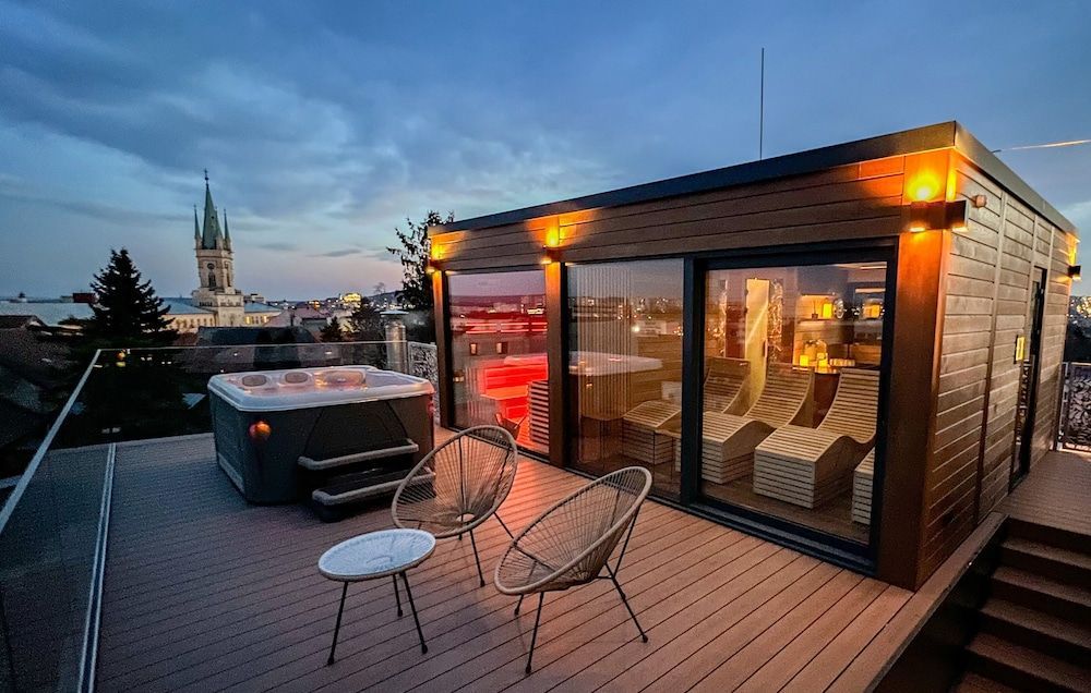 BOUTIQUE HOTEL11 with rooftop SPA 1