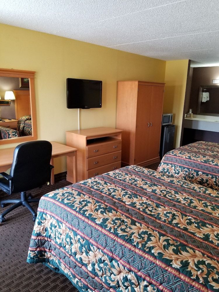 Hermitage Inn 1
