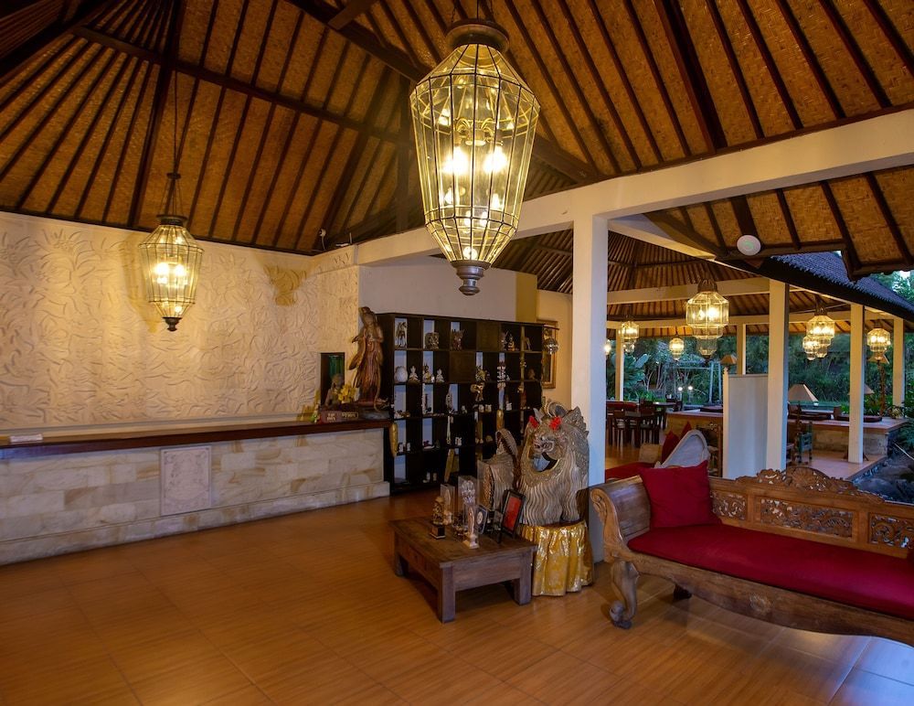 Green Field Hotel and Restaurant 2