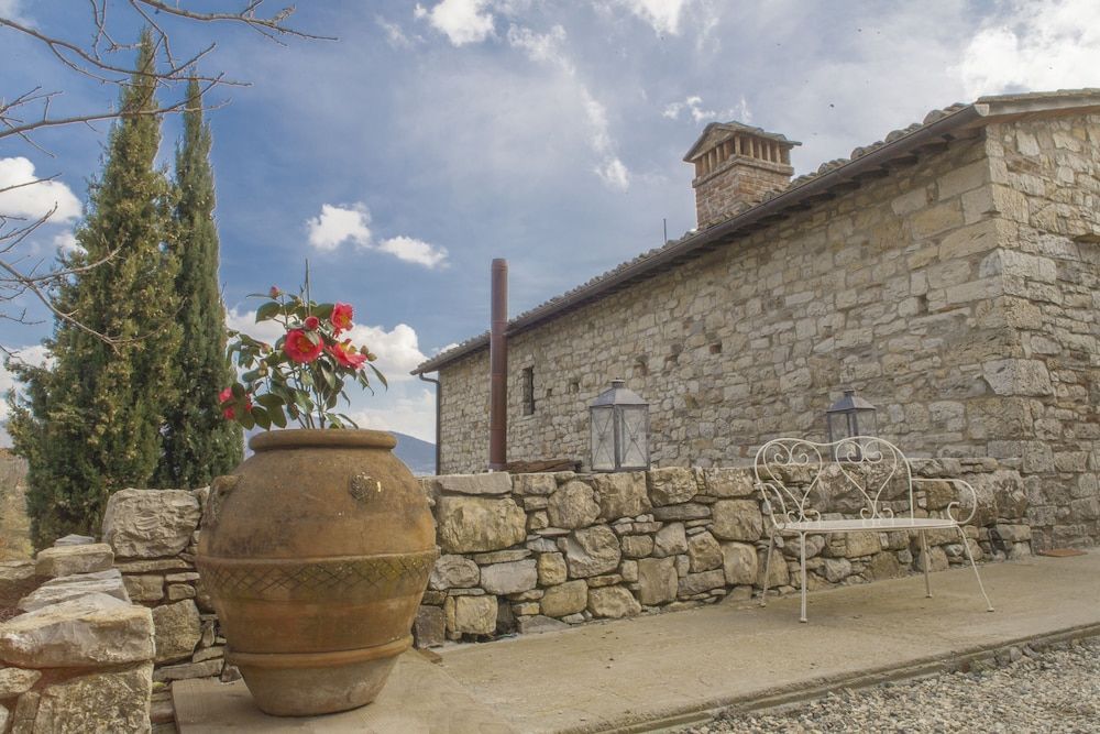 Borgo di Vezzano 1