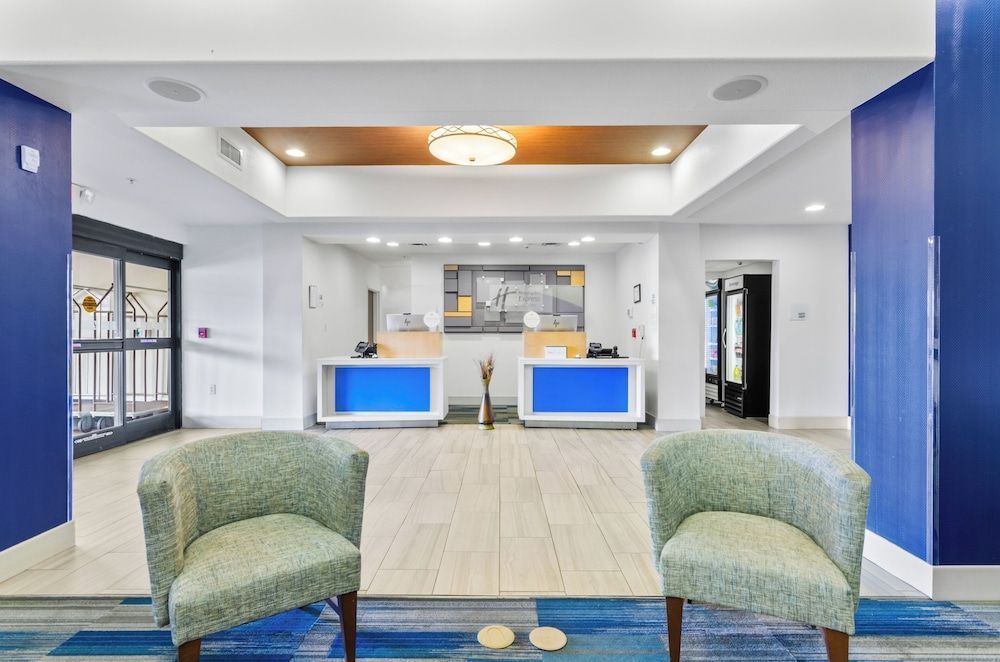 Holiday Inn Express & Suites MOUNT AIRY by IHG 2