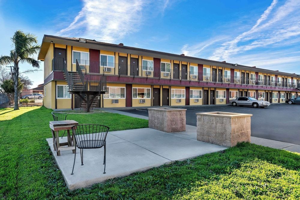 Americas Best Value Inn Vacaville 1