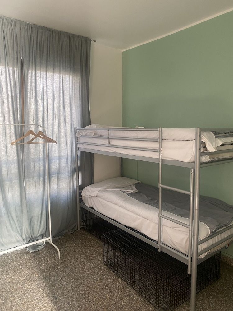 MR Hostel 2