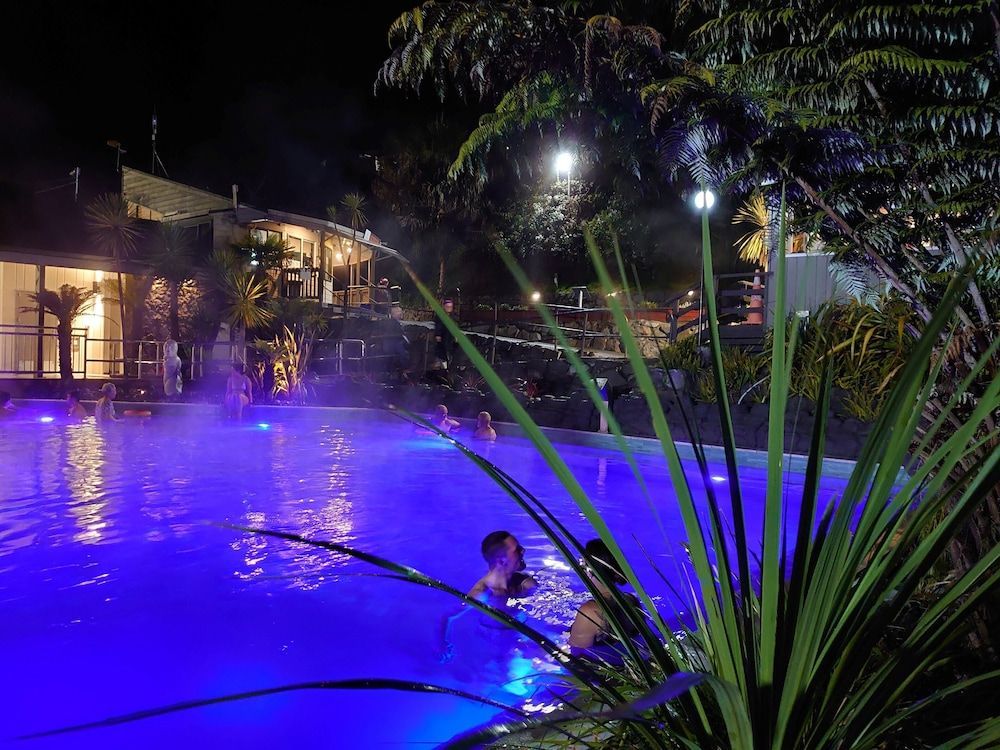 Taupo Debretts Spa Resort 1