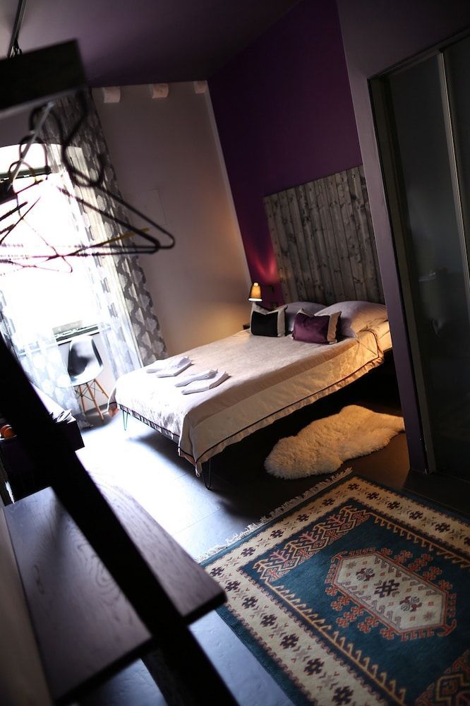 Apartments and Rooms Lejletul 1