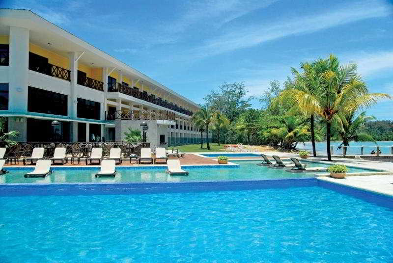 Playa Tortuga Hotel & Beach Resort 2
