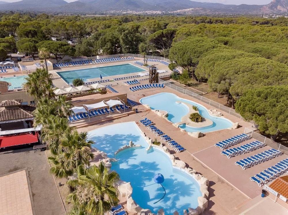 Parc Saint James Oasis Village 1
