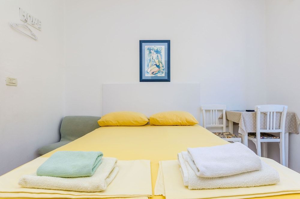 Room Bruna 2