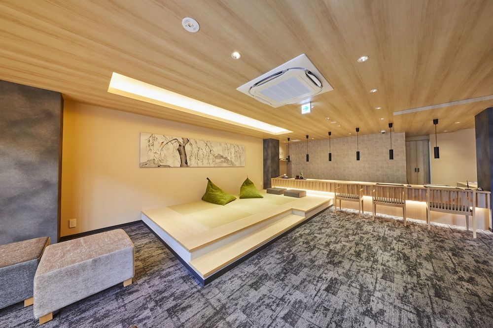 Rinn Shirakawa South 1