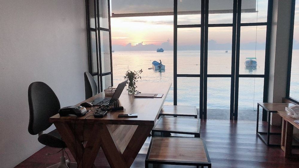 Blue Tao Beach Hotel - SHA Plus 2