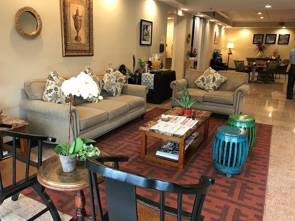 GreenTree Inn & Suites Los Angeles - Alhambra - Pasadena 1