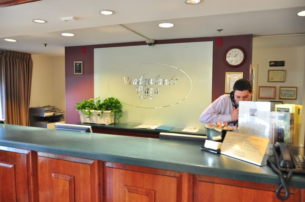 Meadowlands Plaza Hotel 2