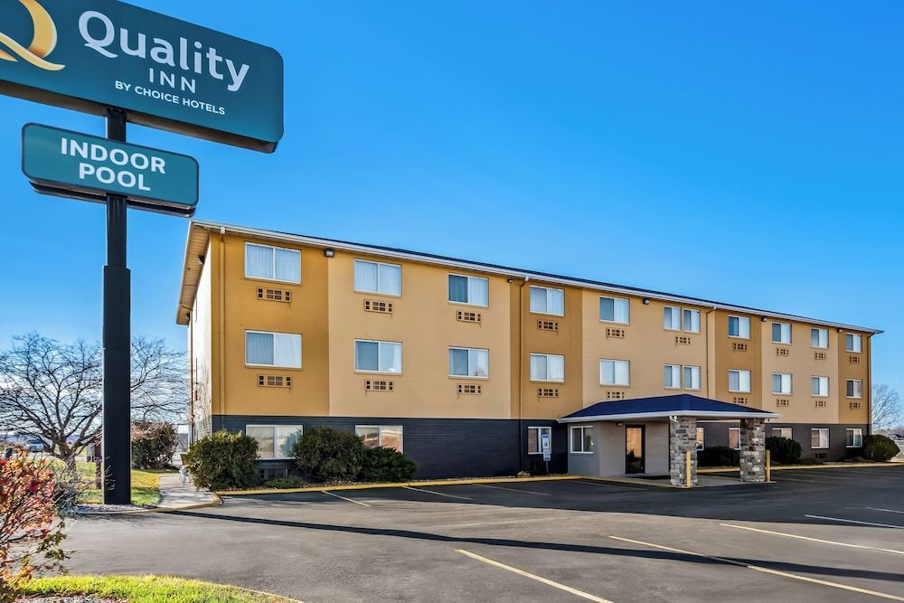 Quality Inn Dubuque on Hwy 20 1