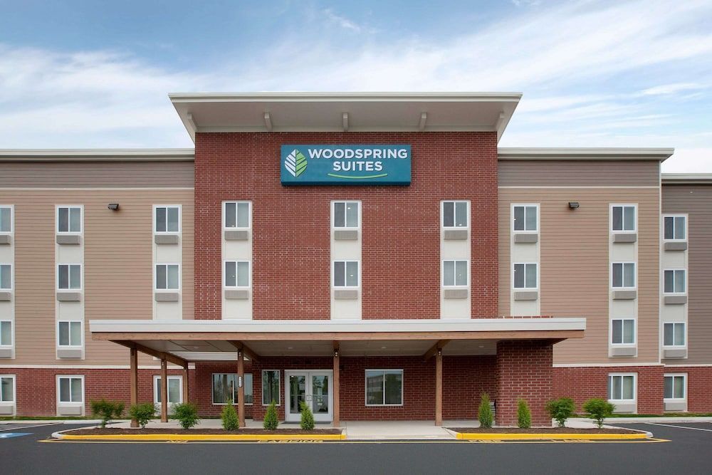 WoodSpring Suites Quantico 1