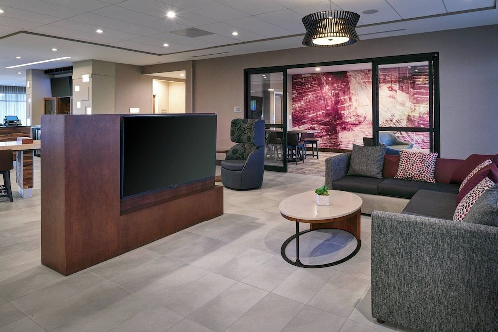 Courtyard by Marriott Jackson 2