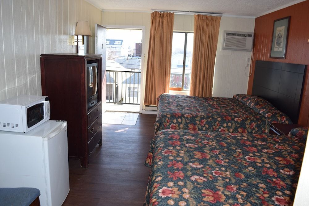 Dry Dock Motel 2