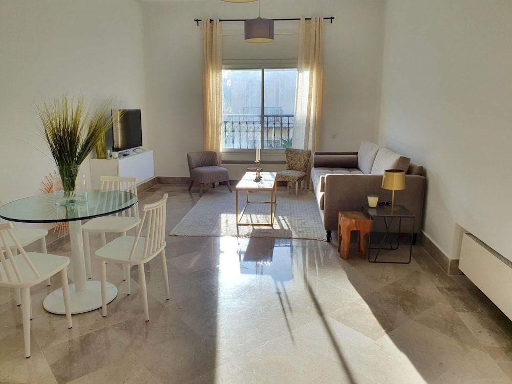 Majestic Malaga Apt de Luxe Entre Marsa Carthage 1