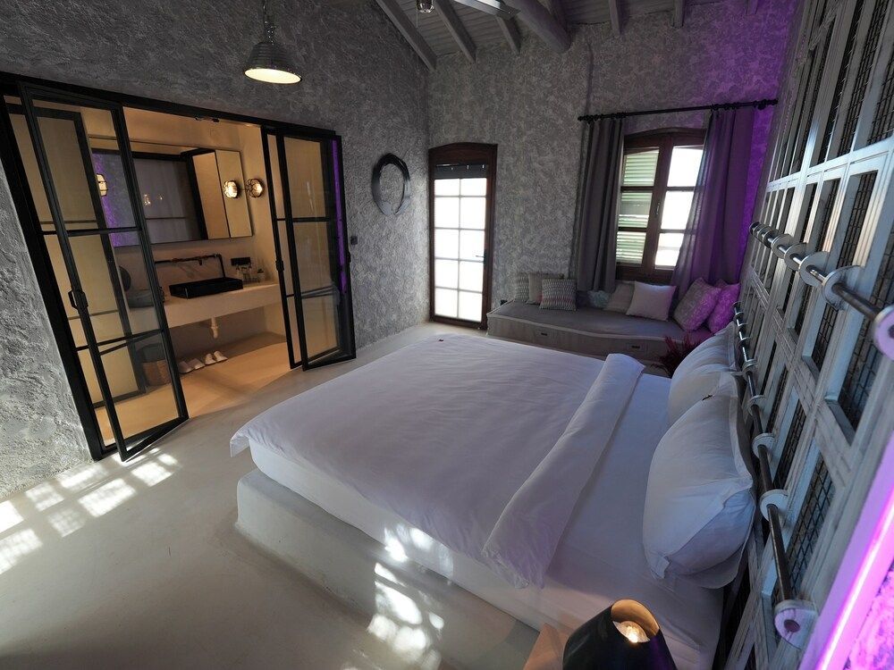 Chi House 2