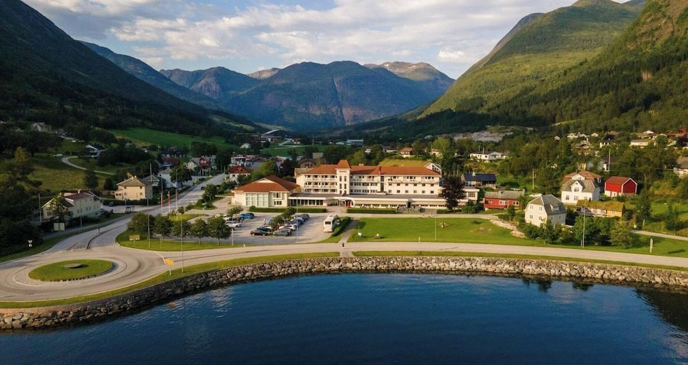 Grand Hotel Skei - Unike Hoteller 1