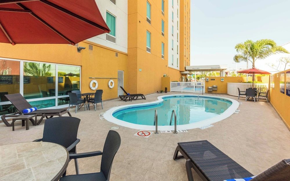 Hampton Inn by Hilton Queretaro Tecnologico 1