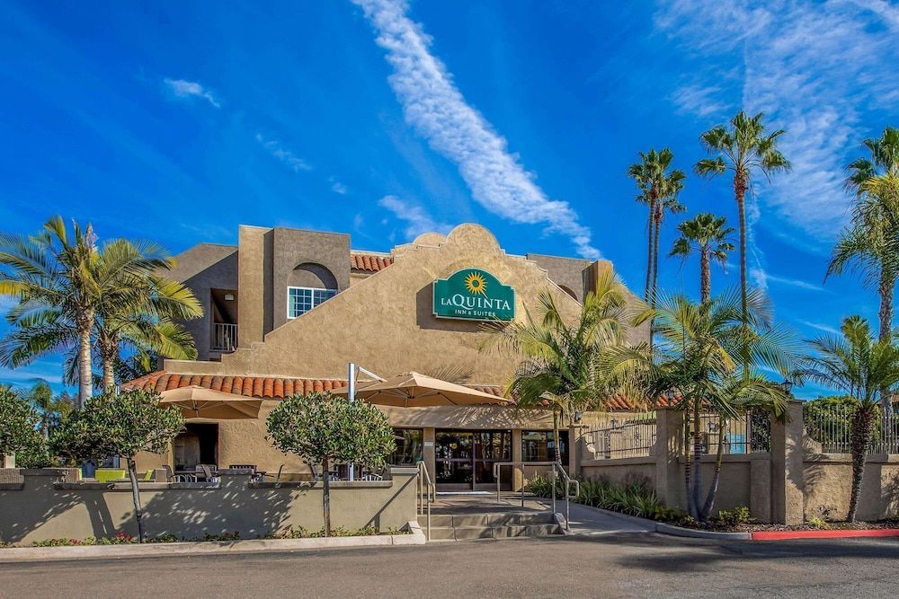La Quinta by Wyndham Carlsbad - Legoland Area 1