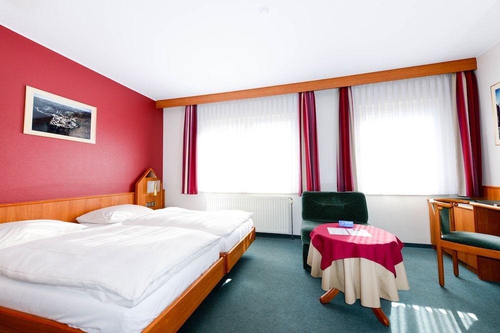 Hotel Christophe Colomb 1