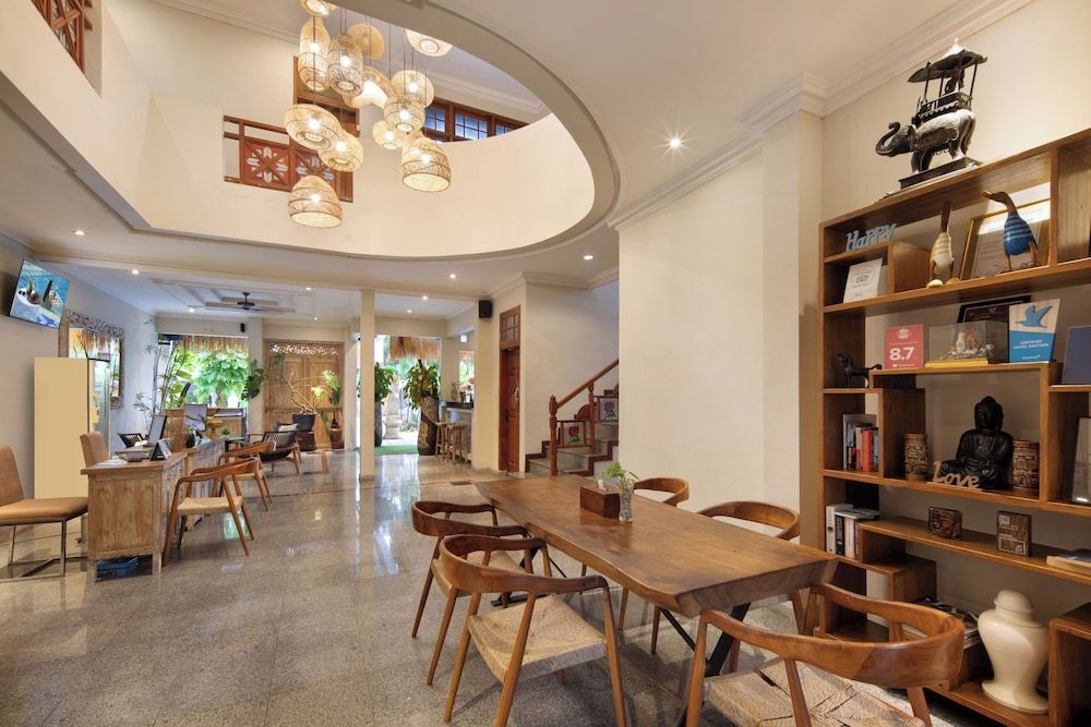 18 Suite Villa Kuta 2