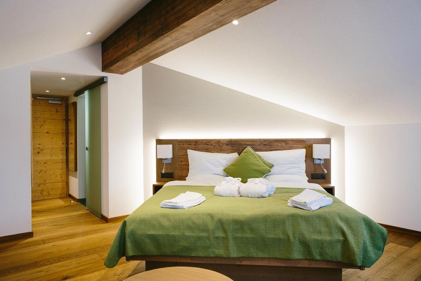 Hotel & Restaurant Zum Schwarzen Bären 1