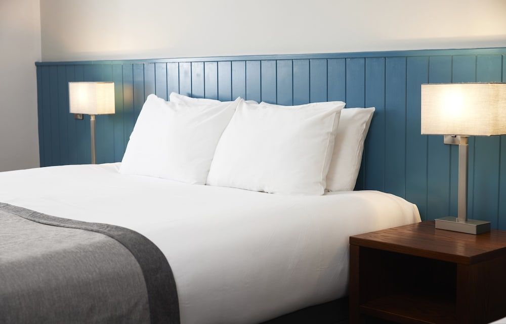 Highfield Hotel By Greene King Inn 1