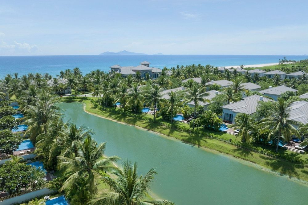 Danang Marriott Resort & Spa, Non Nuoc Beach Villas 1