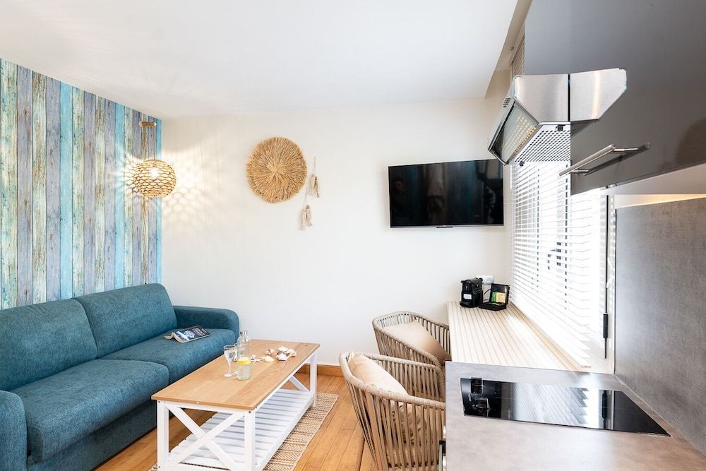 Mandara Beach Bungalow 1