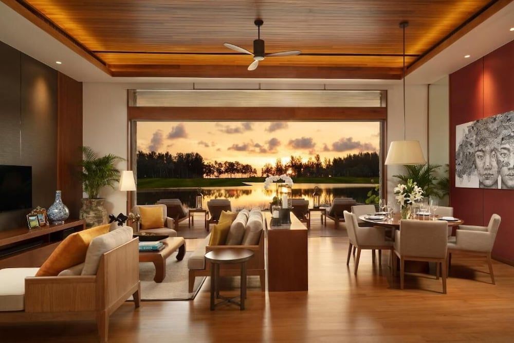 Paris - Takua Thung - Aquella Lakeside Villas - Takua Thung