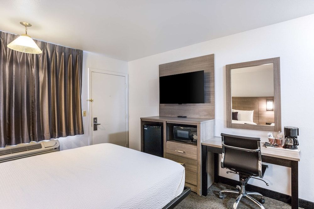 Knights Inn Yuma 1