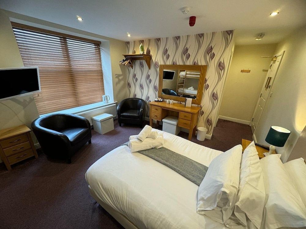 George Hotel Hayfield 2