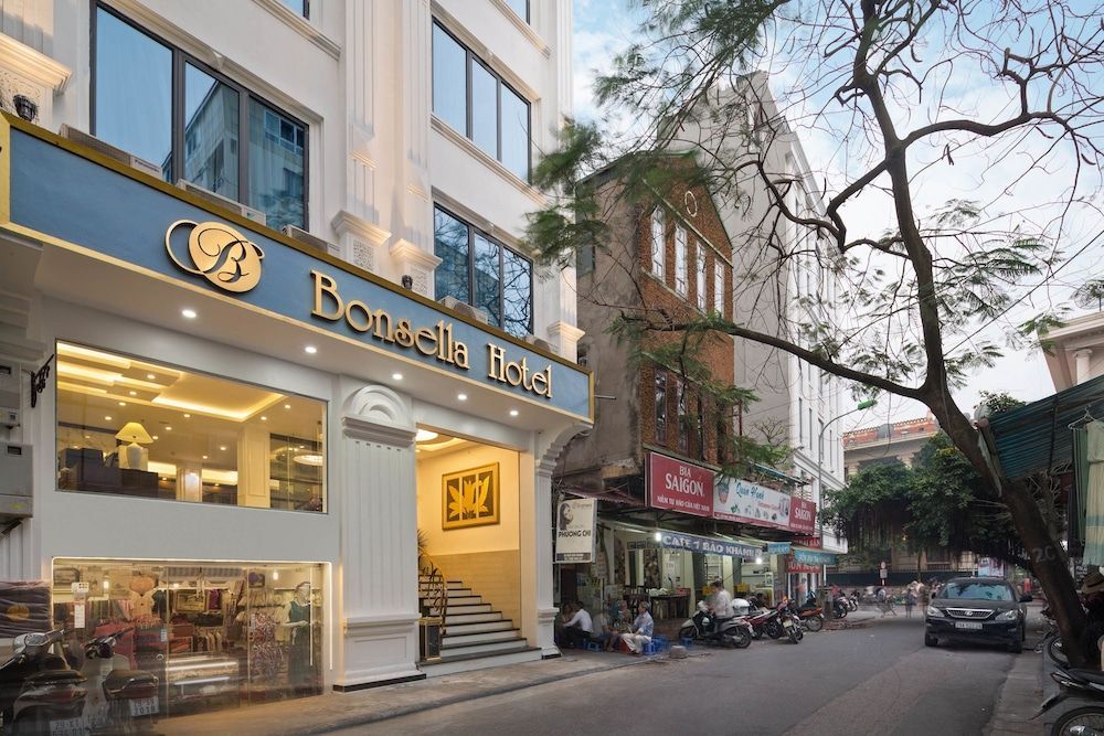 Bonsella Hotel 1