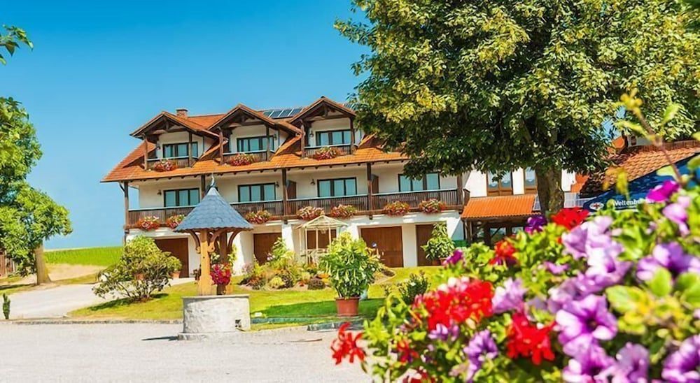 Landhotel Mappacher Hof 1