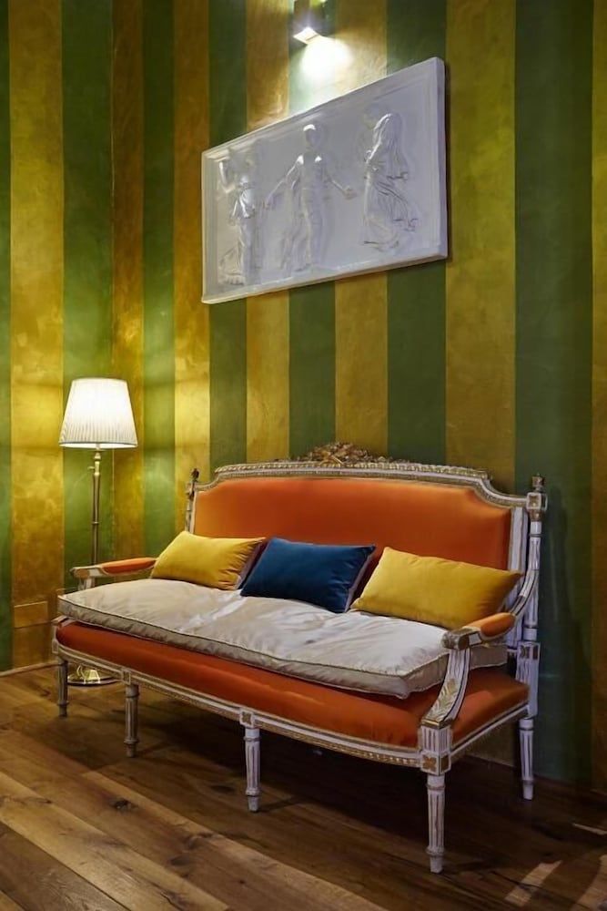 Palazzo di Alcina-Residenza D'Epoca 2
