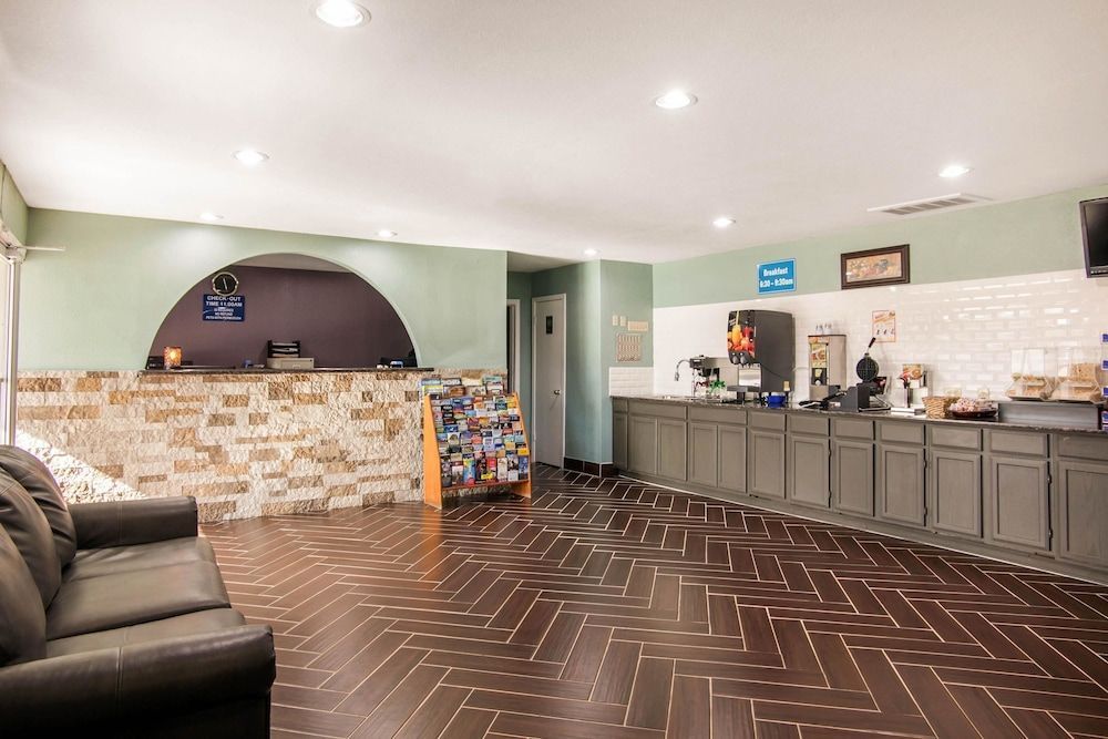 Rodeway Inn Pauls Valley 1