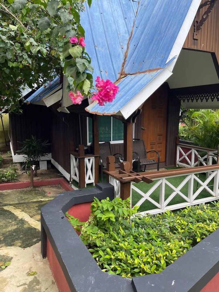 Coralview Bluestar Perhentian 1