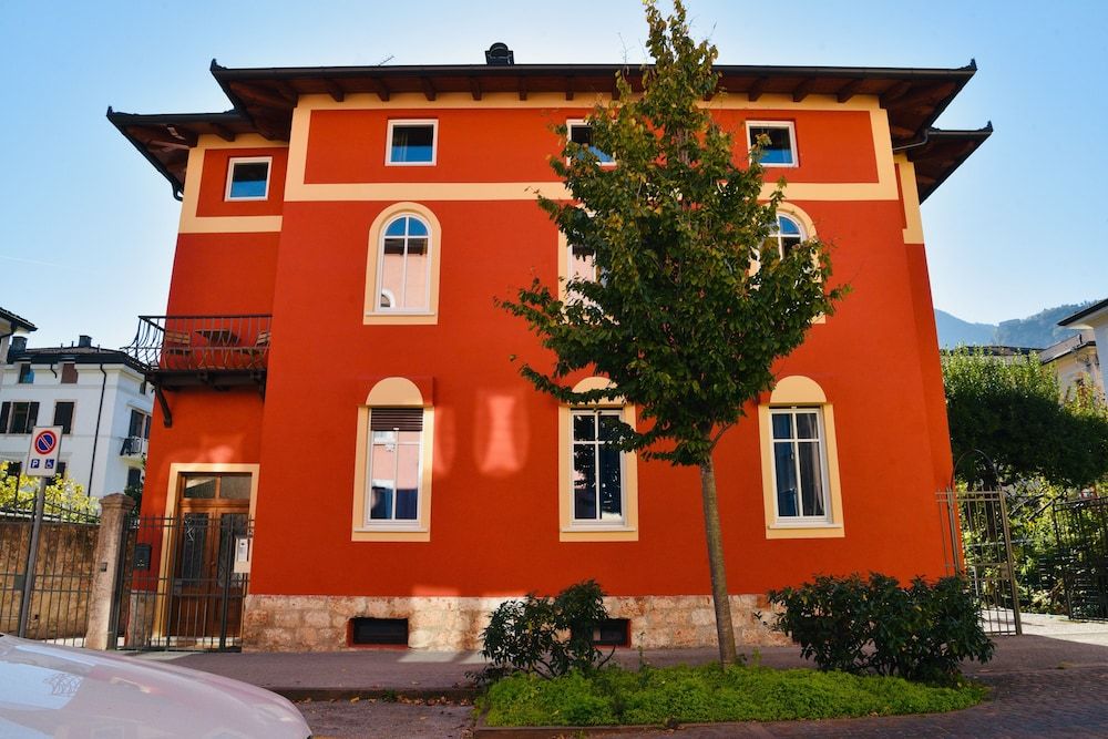 Nine Rooms Shared 1
