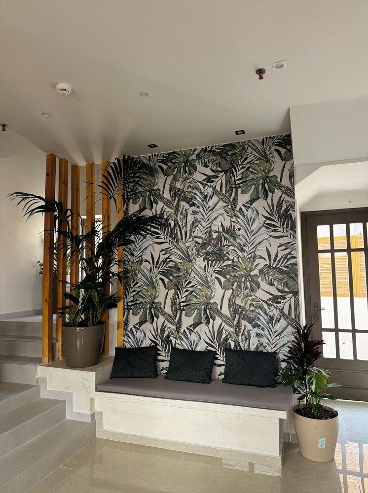 Lunar Hotel Modern Boutique 1