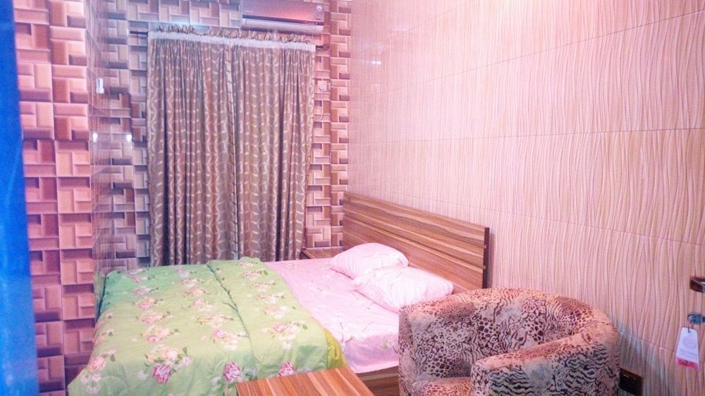 King Solomon Hotel and Suites 1