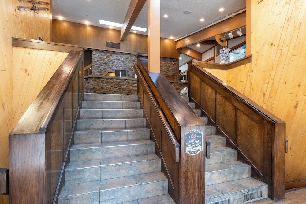 Club Tahoe Resort 2